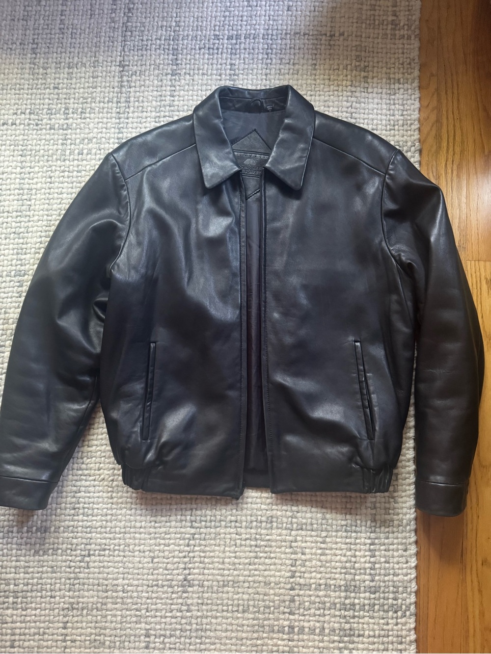 Roundtree & Yorke Black Lambskin Leather Bomber Jacket Large